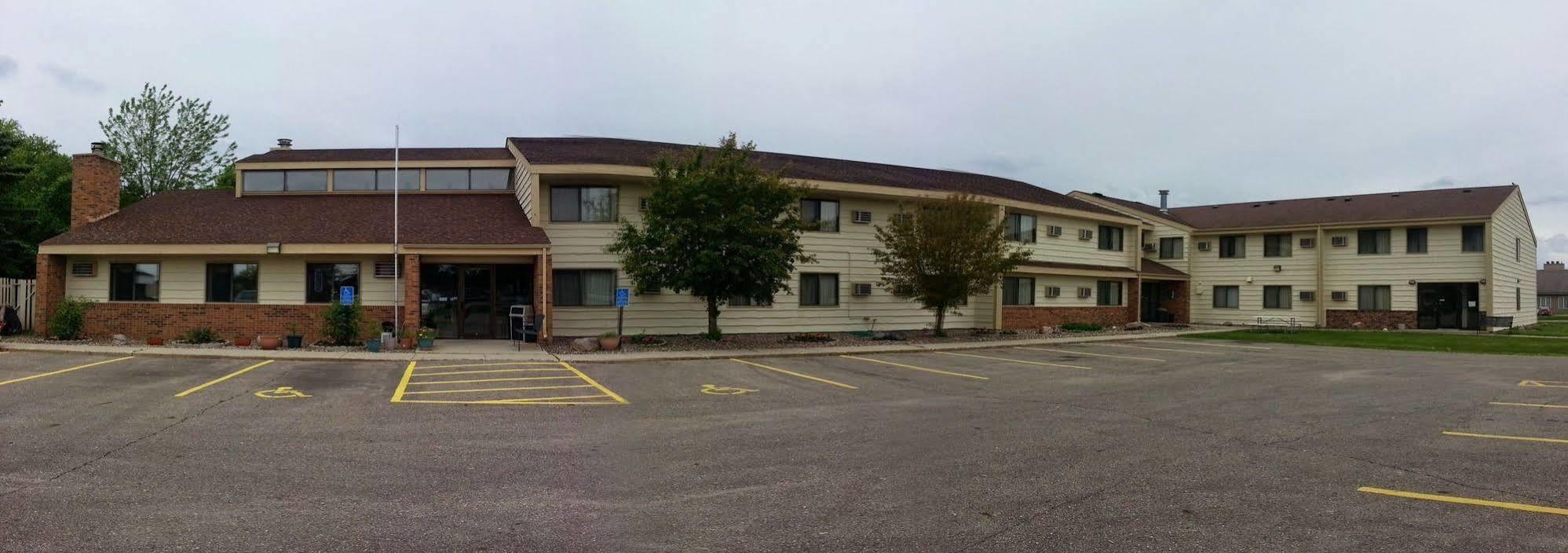 American Motel Waseca Bagian luar foto